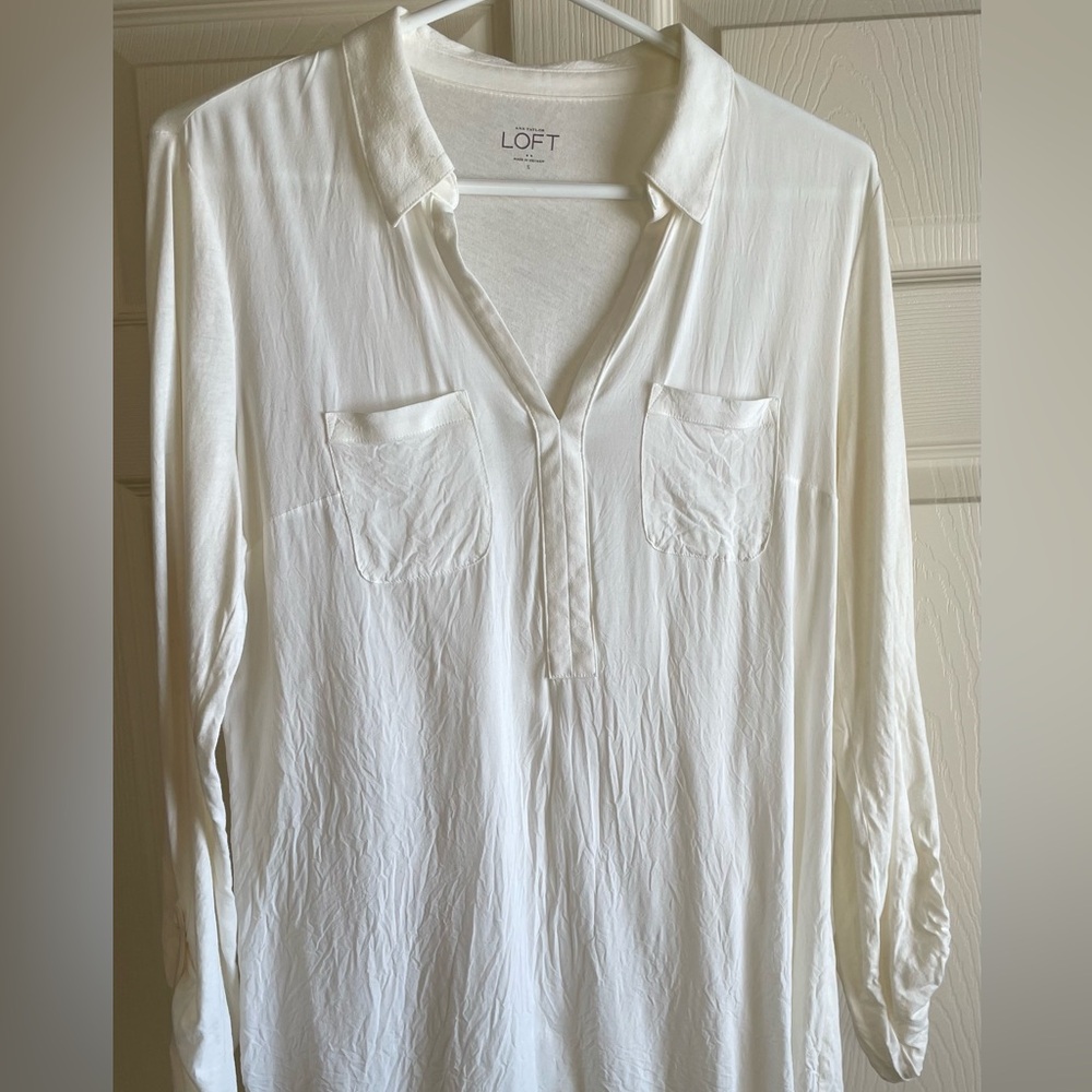 Loft by Ann Taylor cream coloured blouse.